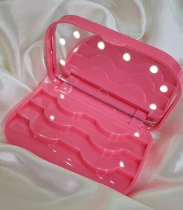 1 led lash case organizer